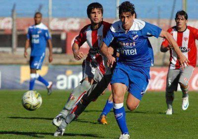 Mat�as Sosa se queda en Col�n