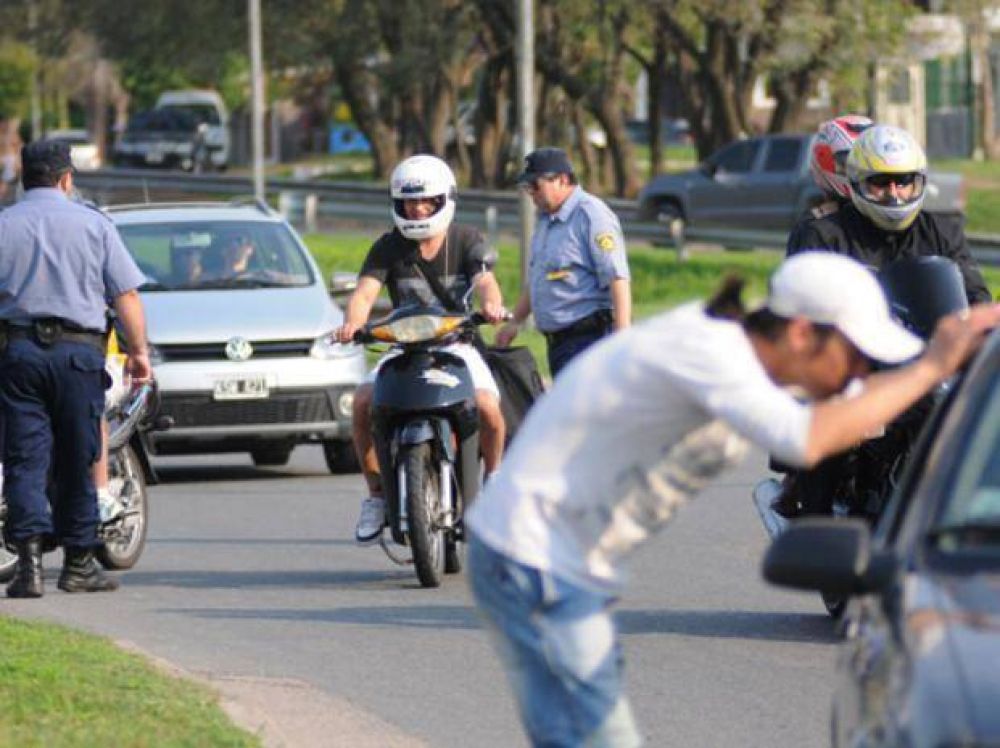 "Las picadas se mudan a medida que se hacen los controles"