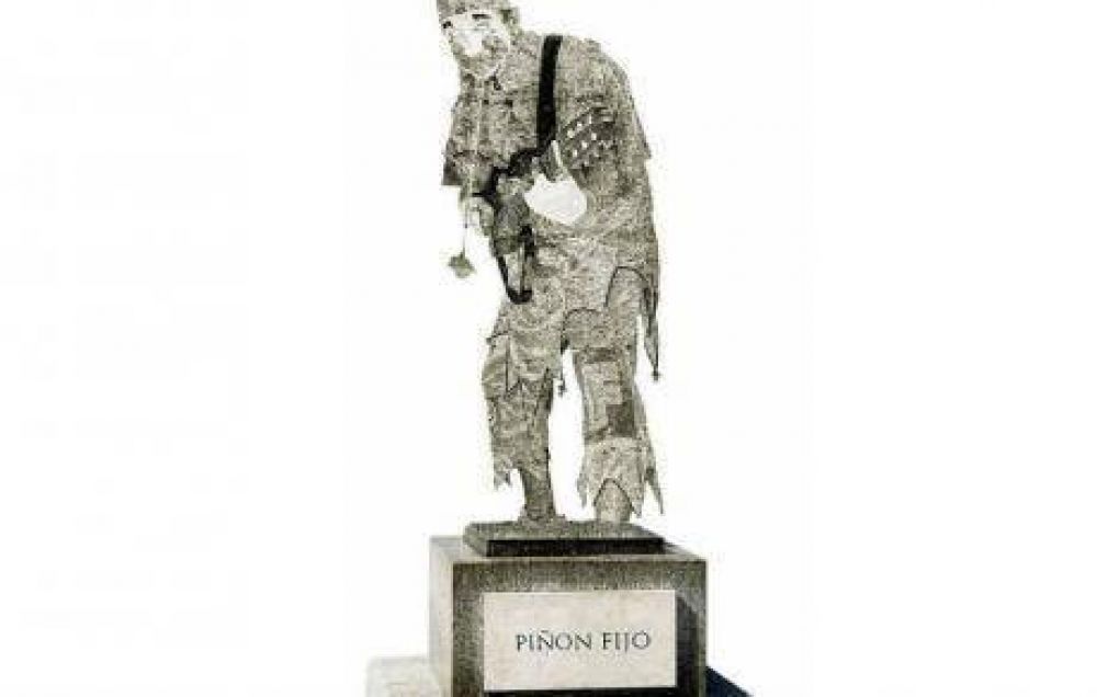 La carta con la que Pi��n Fijo rechaz� su estatua