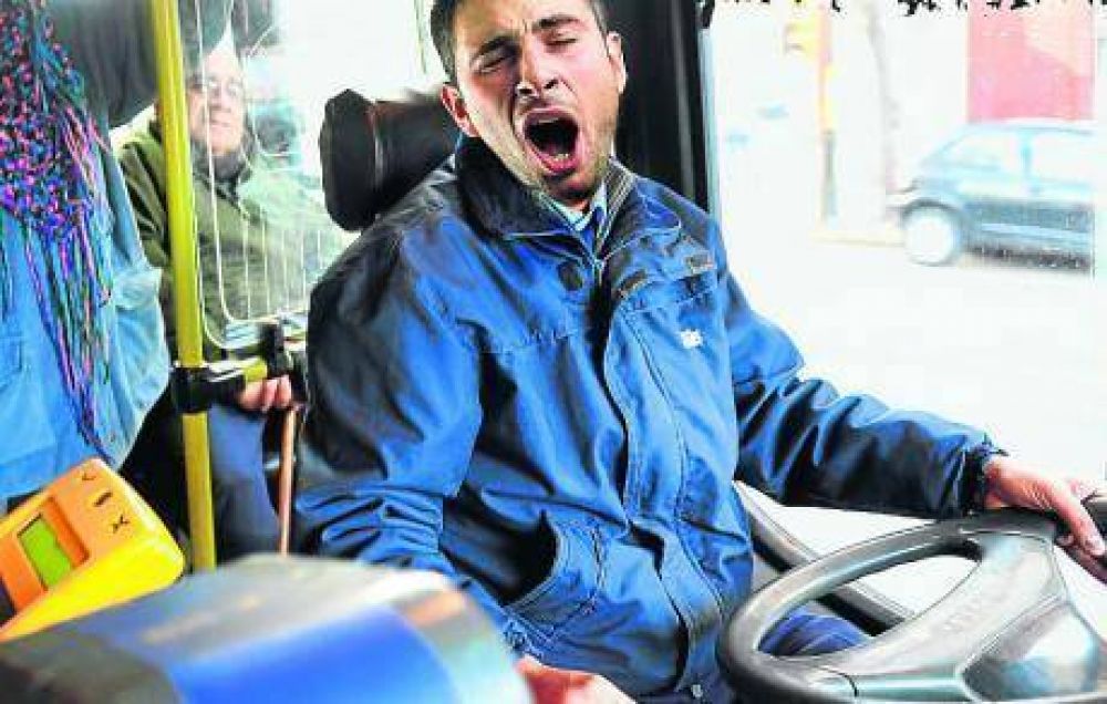 Los choferes dicen que no tienen descanso suficiente en la punta de l�nea