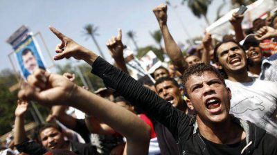 Egipto: 21 muertos y 180 heridos en nuevas protestas