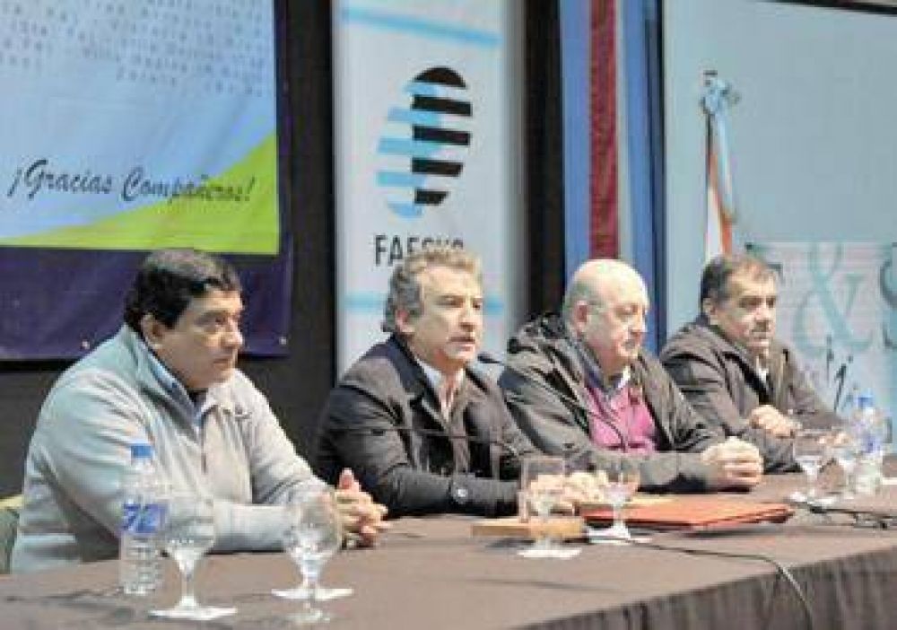 El Gobernador particip� del cierre de un curso de capacitaci�n sindical