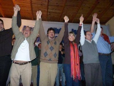"Para un renovador no hay nada mejor que otro renovador�, dijo el Gobernador
