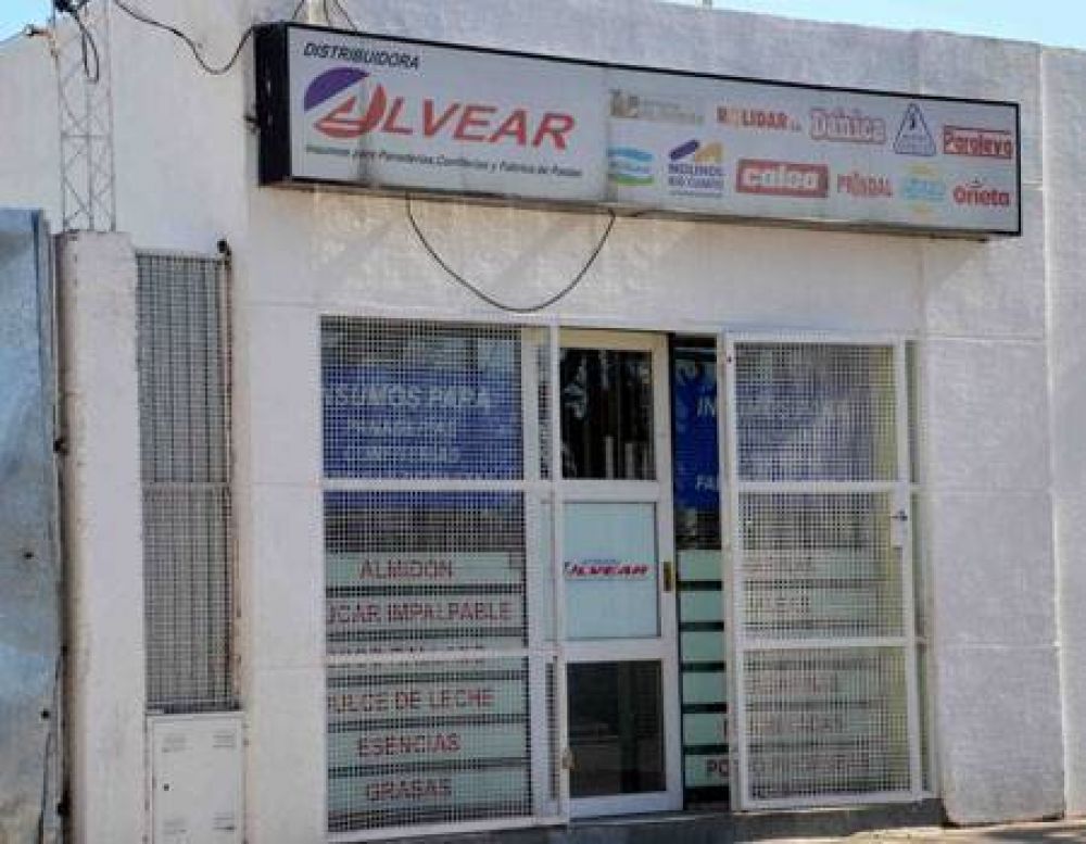 Decomisaron 40 mil kilos de harina y bebidas alcoh�licas