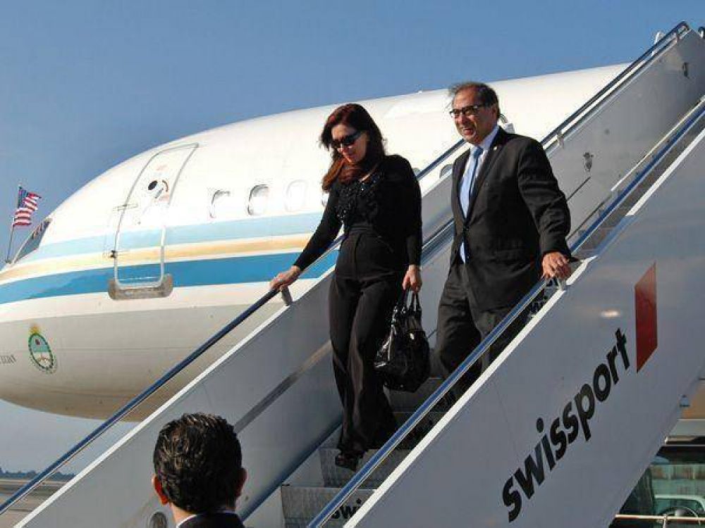 Desde el Tango 01, la Presidente record� el di�logo que casi la deja "sin aire"