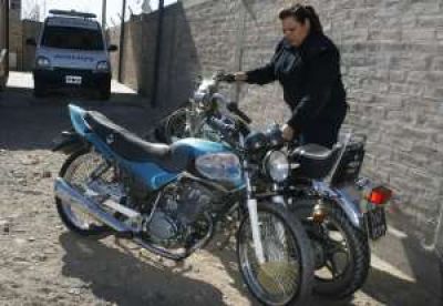 Metal�rgico qued� grave tras un choque frontal de motos