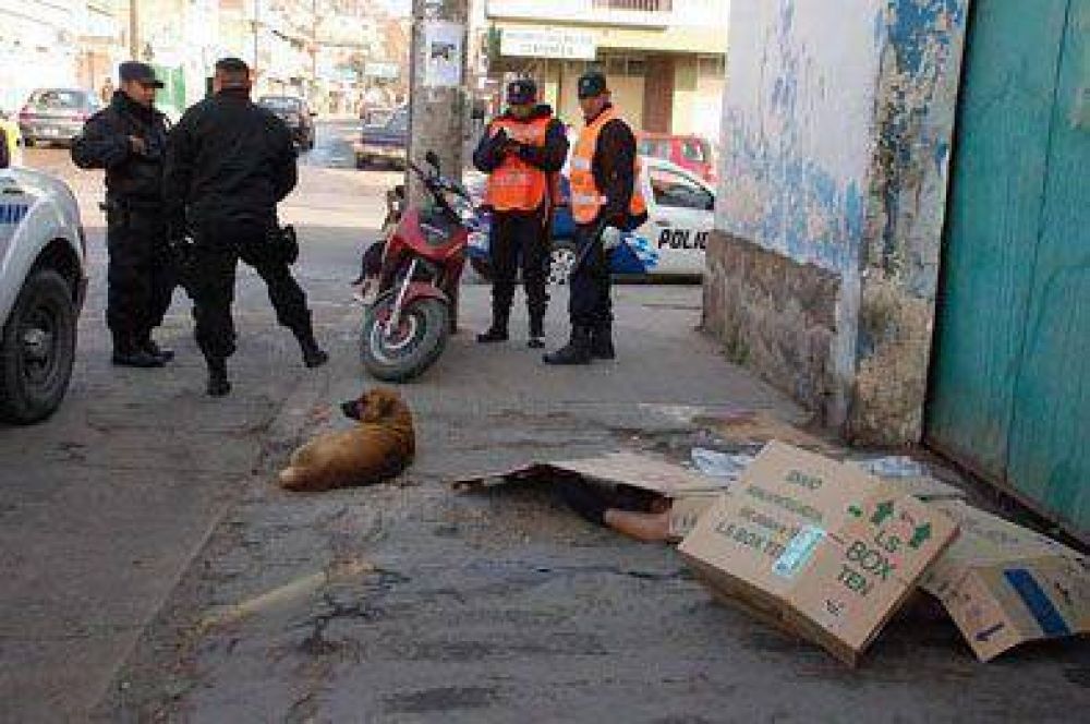 Hallaron a un hombre sin vida en loteo Las Mar�as