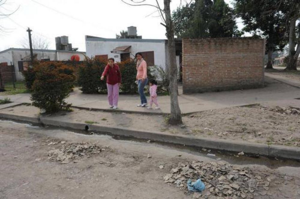 El fiscal podr�a involucrar a quienes alentaron la agresi�n que sufri� la adolescente en Arcadia