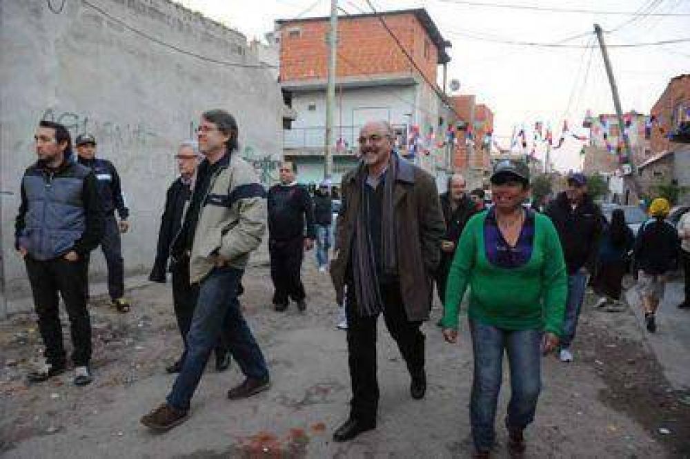 Elegimos seguir haciendo ante los especuladores que mienten y tergiversan para aportar des�nimo a la campa�a