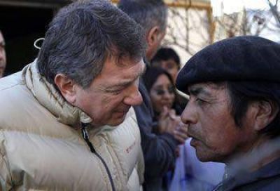 "ESTE ES EL MODELO QUE LE DEVOLVI� LA DIGNIDAD AL PUEBLO"