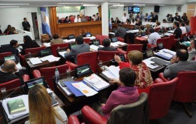 Regresa la actividad a una Legislatura que piensa m�s en las Paso del 11 de agosto