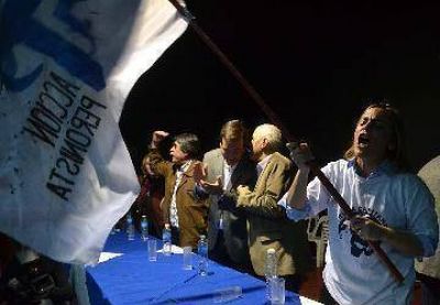 Mensaje al gabinete: menos traje y m�s overol