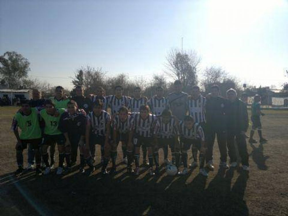 La �Cebra� se despidi� del Apertura con un empate en Berisso