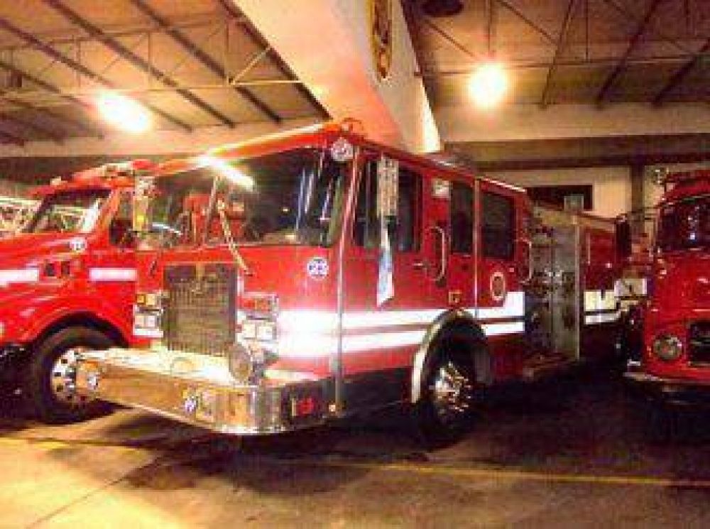 Bomberos de Quilmes pusieron en marcha 2 nuevas autobombas