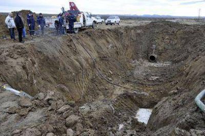 ACUEDUCTO: DURA RESPUESTAS DESDE EL GOBIERNO DE CHUBUT A PERALTA