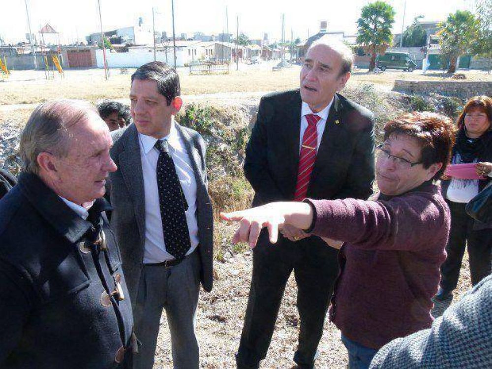 Legisladores interesados en problemas palpale�os