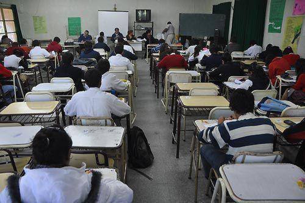 Retoman las clases alumnos de Santiago y otras 11 provincias