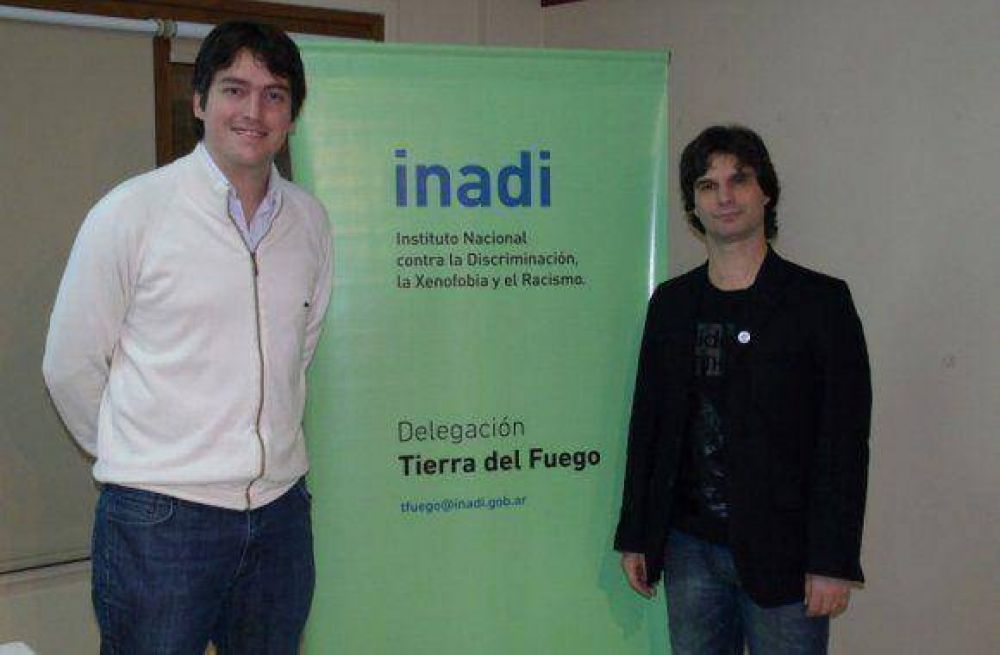 El INADI present� el documental sobre la discriminaci�n en los adultos