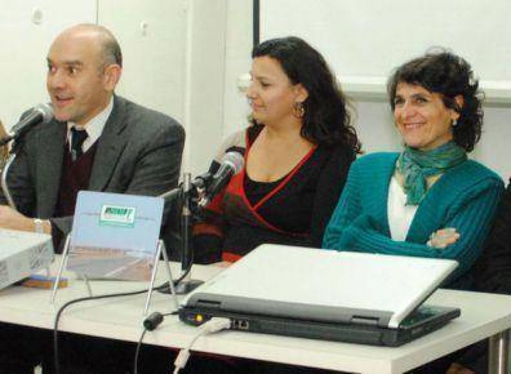 Las mujeres pocas veces son noticia
