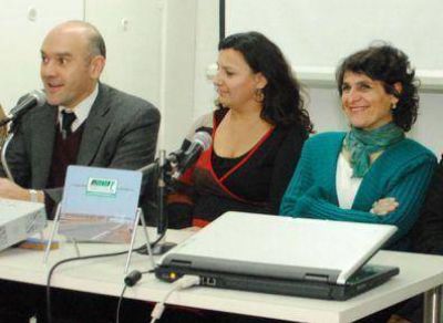 Las mujeres pocas veces son noticia