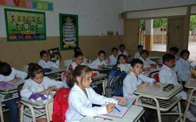 Vuelven las clases en territorio bonaerense y otros 11 distritos tras receso invernal