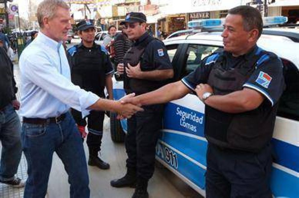 El sector de Francisco De Narv�ez dijo que los proyectos de seguridad de Sergio Massa son "electoralistas"