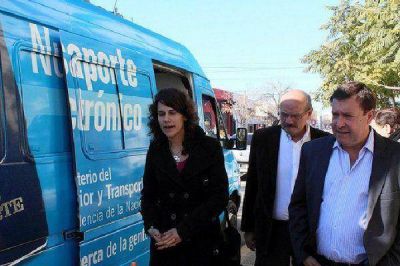 Lleg� unidad m�vil para tramitar DNI