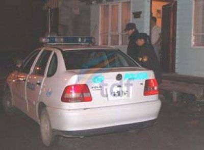 Sali� unas horas y le desvalijaron la casa