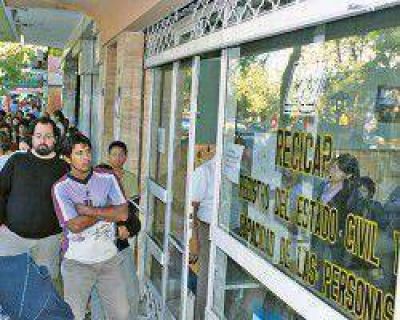 DNI: enviar�n de nuevo a Naci�n los que no sean retirados