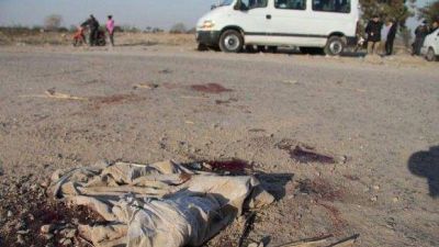 Hallan muertos a dos j�venes en la ruta que va al aeropuerto