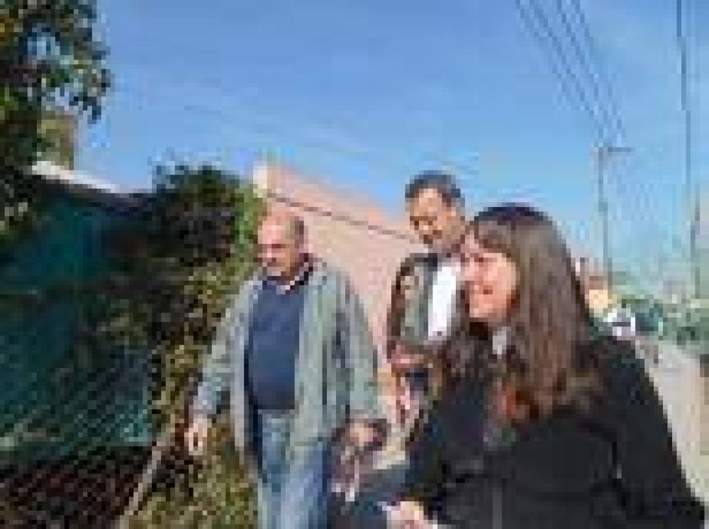 Panella recorre Los Hornos: �La droga no distingue barrios ni sectores sociales, pero el Estado est� ausente�, dijo