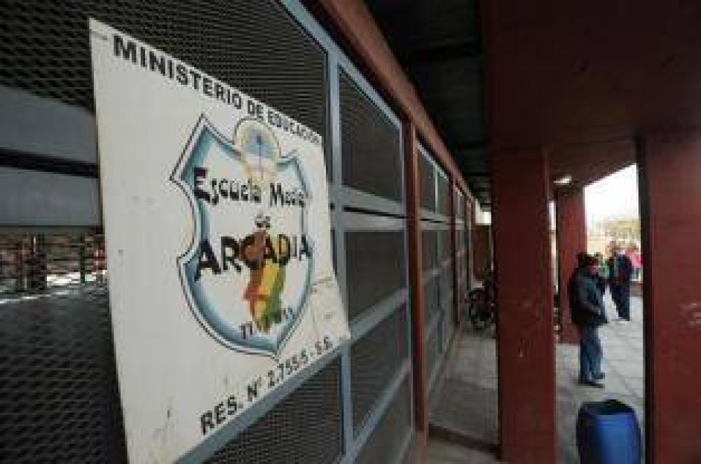 Investigar�n si las autoridades escolares pudieron evitar que golpearan a Mar�a Jos�