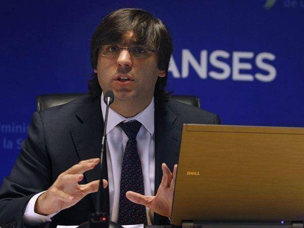Un fiscal federal pidi� investigar al titular de la Anses por el desv�o de $835 millones