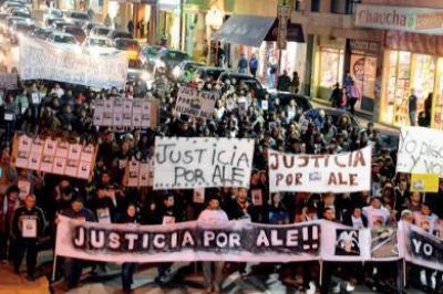 M�s de 600 personas pidieron justicia por Alejandro Balle
