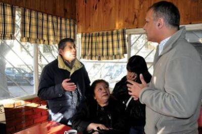 Buzzi visit� al polic�a baleado y critic� el "extremo garantismo de los jueces"