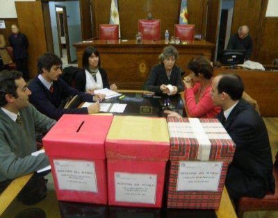 Defensores del Pueblo electos se reunieron con presidentes de bloques