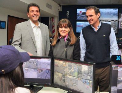 Katopodis y Massa visitaron el Centro de Monitoreo de San Mart�n
