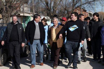 Candidatos del FpV y Cheppi, en distintos encuentros con vecinos
