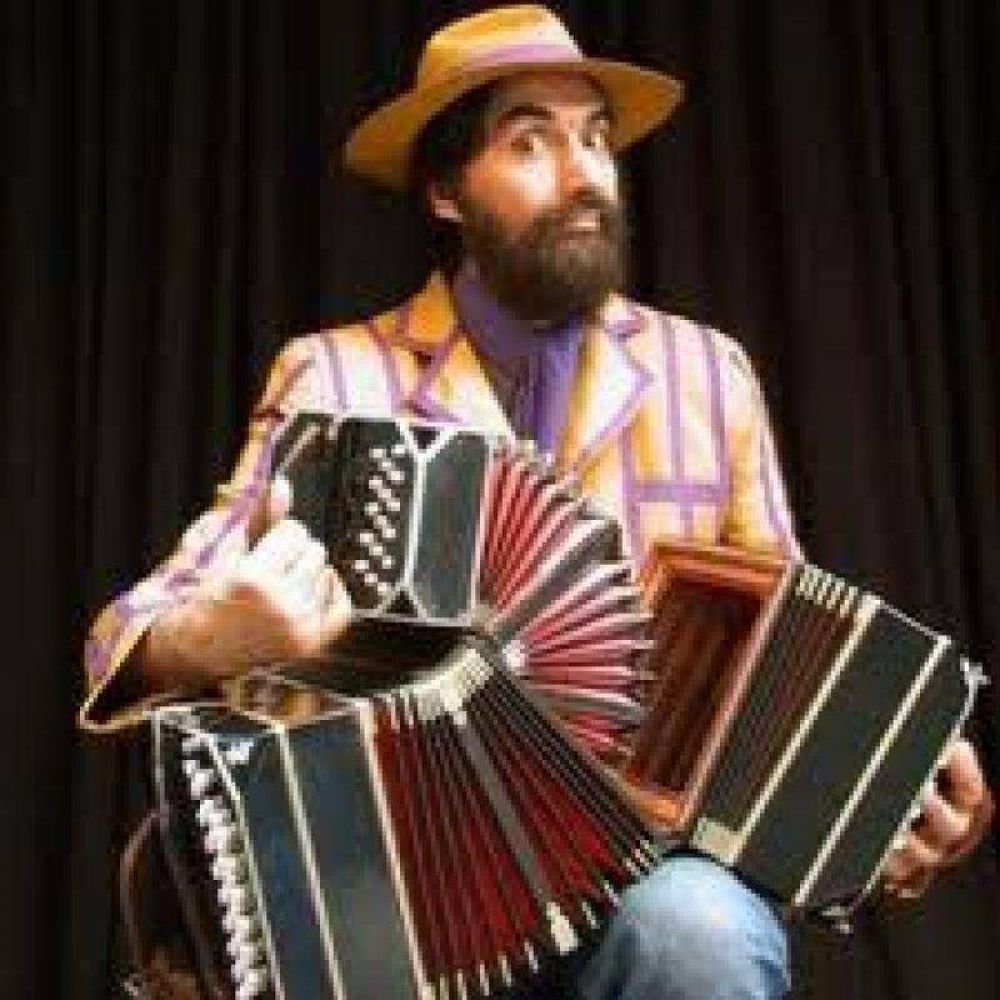 Hugo Varela, luego de 5 a�os vuelve a Bariloche con �33 Son mejores�