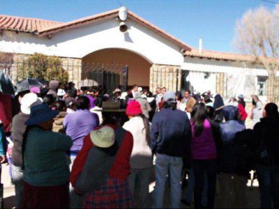 Alumnos de Escuela 86 a�n no retornaron a clases