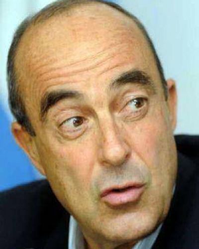 La oposici�n rechaz� la insistencia de P�rez con la reforma