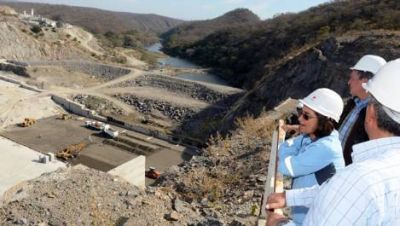 En 18 meses concluir�n las obras del Dique El Bols�n