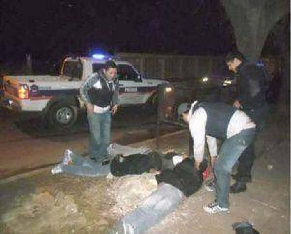 Detuvieron a banda de 5 adolescentes que hac�a atracos tipo "pira�a"