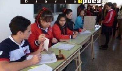 Unos 17 colegios elegir�n a sus ediles estudiantiles