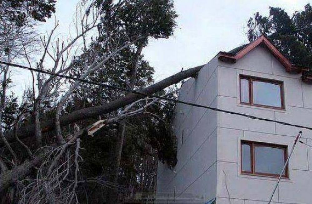Fuertes vientos azotaron a Ushuaia
