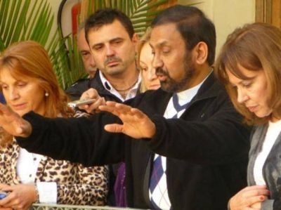 El padre Ignacio est� cada vez m�s cerca de radicarse en Paran�