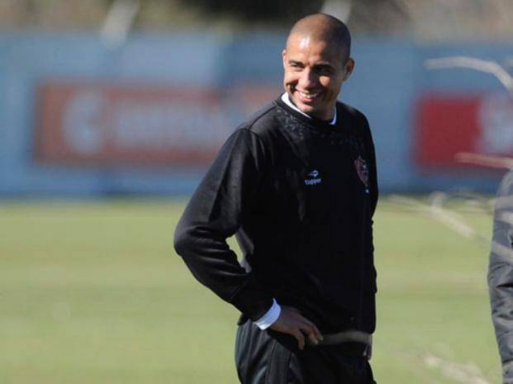 Newell's: Lo de Trezeguet era para abrir las puertas del Coloso