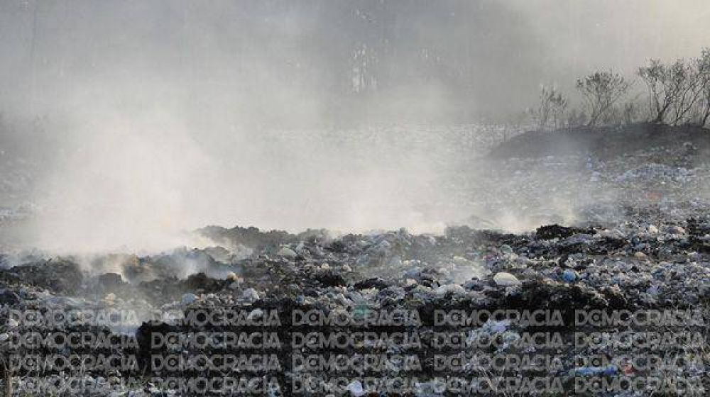 �vila: �No hay nada menos sensible que tener el basural en el estado en que est�
