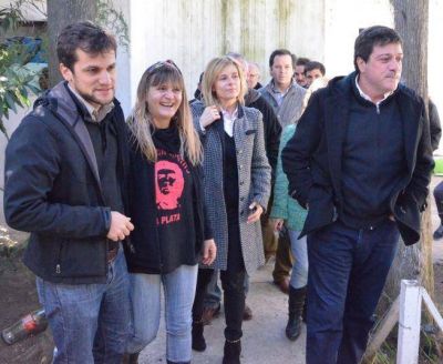 La Plata: Mariotto dice que apoya a Saintout pero manda emisarios a los actos de Bruera