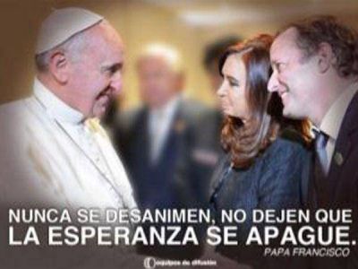 Insaurralde neg� que el afiche junto al Papa forme parte de la campa�a